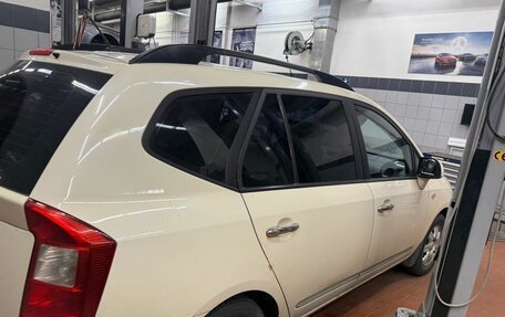 KIA Carens III (RP), 2009 год, 595 000 рублей, 12 фотография
