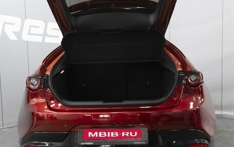 Mazda 3, 2022 год, 2 280 000 рублей, 21 фотография