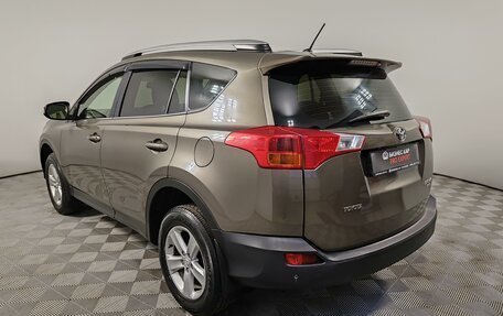 Toyota RAV4, 2014 год, 1 799 000 рублей, 7 фотография