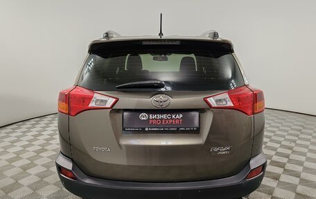 Toyota RAV4, 2014 год, 1 799 000 рублей, 6 фотография