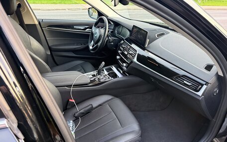 BMW 5 серия, 2021 год, 3 050 000 рублей, 9 фотография