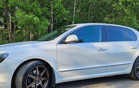 Skoda Superb III рестайлинг, 2014 год, 1 400 000 рублей, 2 фотография