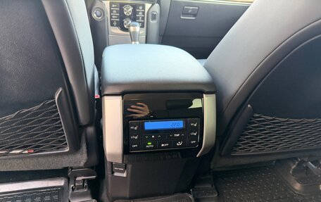 Toyota Land Cruiser Prado 150 рестайлинг 2, 2022 год, 8 850 000 рублей, 10 фотография