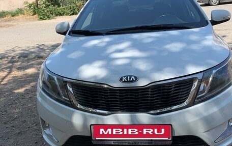 KIA Rio III рестайлинг, 2013 год, 730 000 рублей, 3 фотография