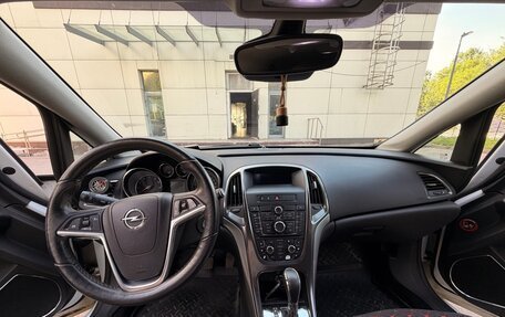 Opel Astra J, 2010 год, 550 000 рублей, 8 фотография