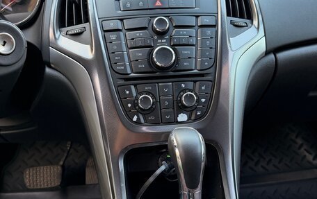 Opel Astra J, 2010 год, 550 000 рублей, 10 фотография