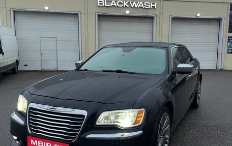 Chrysler 300C II, 2012 год, 1 650 000 рублей, 4 фотография