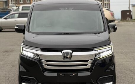 Honda Stepwgn IV, 2022 год, 2 040 000 рублей, 3 фотография