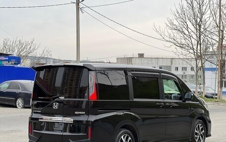 Honda Stepwgn IV, 2022 год, 2 040 000 рублей, 4 фотография
