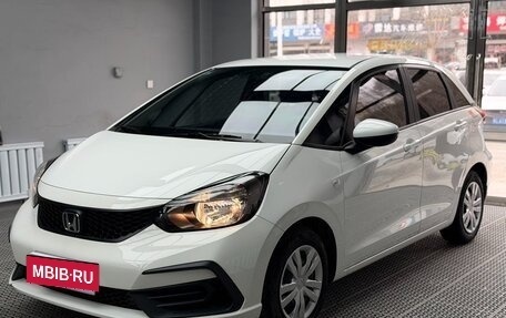 Honda Fit, 2021 год, 1 110 000 рублей, 3 фотография