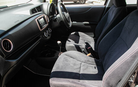 Toyota Vitz, 2013 год, 745 000 рублей, 11 фотография