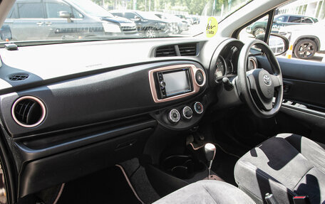 Toyota Vitz, 2013 год, 745 000 рублей, 12 фотография