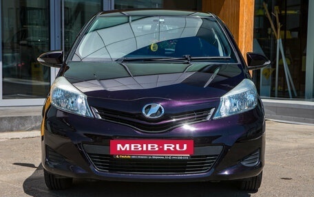 Toyota Vitz, 2013 год, 745 000 рублей, 4 фотография