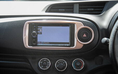 Toyota Vitz, 2013 год, 745 000 рублей, 20 фотография