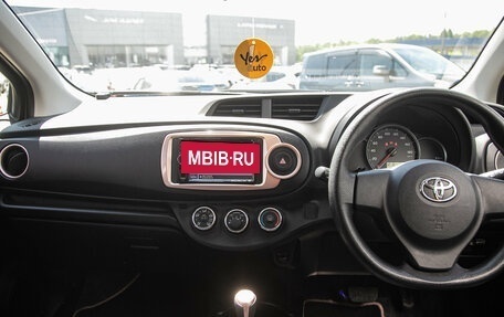 Toyota Vitz, 2013 год, 745 000 рублей, 19 фотография