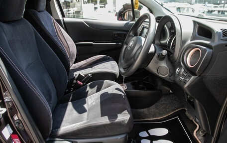 Toyota Vitz, 2013 год, 745 000 рублей, 15 фотография