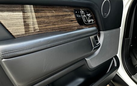 Land Rover Range Rover IV рестайлинг, 2018 год, 4 690 000 рублей, 10 фотография