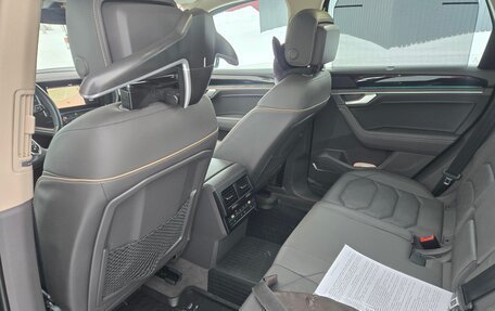 Volkswagen Touareg III, 2021 год, 5 650 000 рублей, 2 фотография