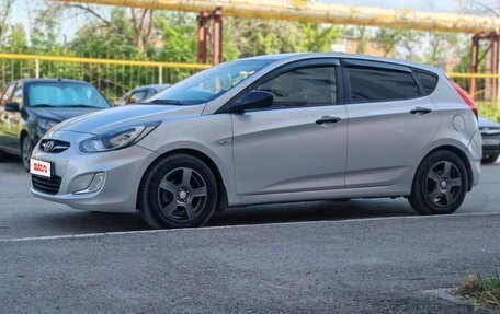 Hyundai Solaris II рестайлинг, 2012 год, 625 000 рублей, 11 фотография