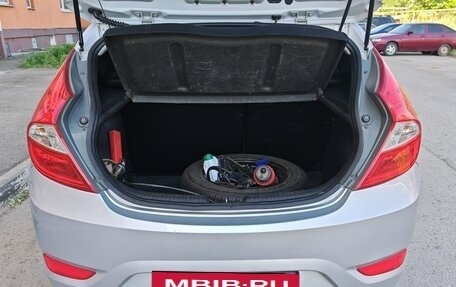 Hyundai Solaris II рестайлинг, 2012 год, 625 000 рублей, 3 фотография