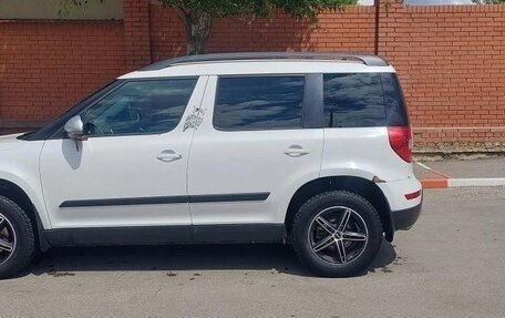 Skoda Yeti I рестайлинг, 2014 год, 1 300 000 рублей, 2 фотография