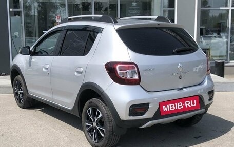 Renault Sandero II рестайлинг, 2017 год, 998 500 рублей, 7 фотография