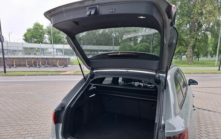 Audi A4, 2019 год, 4 300 000 рублей, 9 фотография