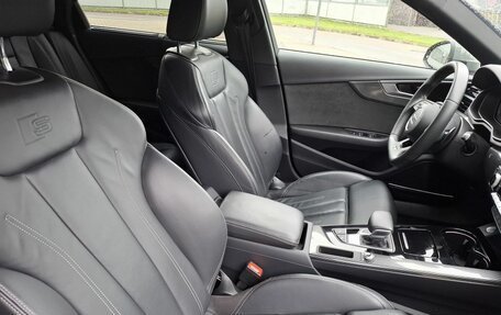 Audi A4, 2019 год, 4 300 000 рублей, 23 фотография