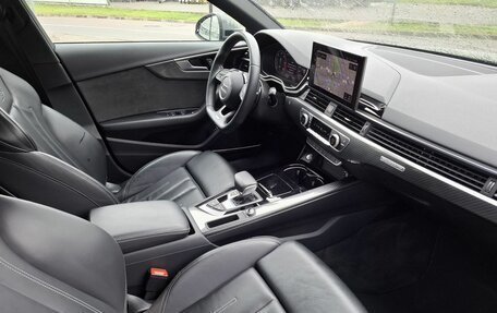 Audi A4, 2019 год, 4 300 000 рублей, 22 фотография