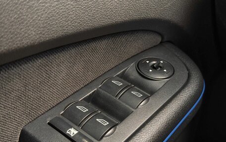 Ford Focus II рестайлинг, 2007 год, 599 000 рублей, 23 фотография
