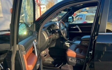 Toyota Land Cruiser 200, 2018 год, 6 500 000 рублей, 8 фотография