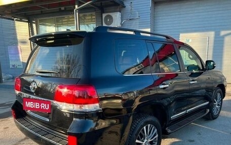 Toyota Land Cruiser 200, 2018 год, 6 500 000 рублей, 7 фотография