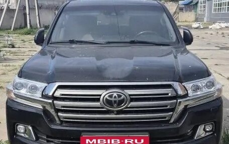 Toyota Land Cruiser 200, 2018 год, 6 500 000 рублей, 17 фотография