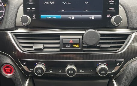 Honda Accord IX рестайлинг, 2021 год, 2 200 000 рублей, 23 фотография