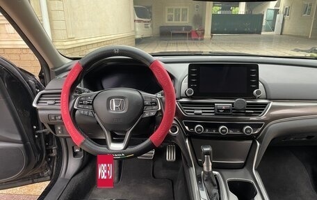 Honda Accord IX рестайлинг, 2021 год, 2 200 000 рублей, 20 фотография