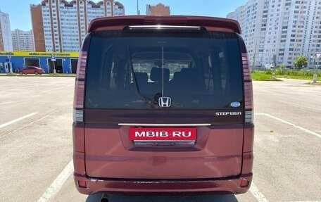 Honda Stepwgn II рестайлинг, 2003 год, 210 000 рублей, 6 фотография