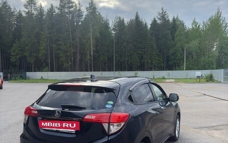 Honda Vezel, 2018 год, 1 780 000 рублей, 4 фотография