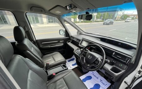 Honda Stepwgn IV, 2017 год, 1 470 000 рублей, 6 фотография