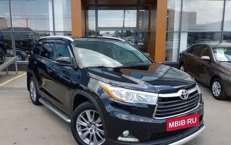 Toyota Highlander III, 2014 год, 2 399 000 рублей, 3 фотография