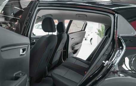 KIA Rio IV, 2018 год, 1 590 000 рублей, 7 фотография