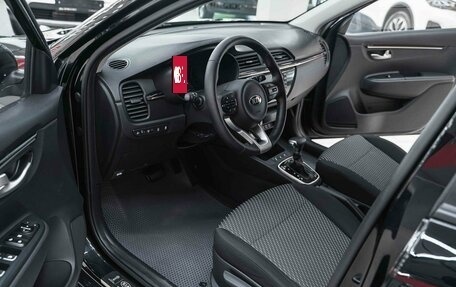 KIA Rio IV, 2018 год, 1 590 000 рублей, 6 фотография