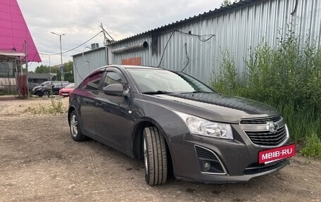 Chevrolet Cruze II, 2013 год, 850 000 рублей, 4 фотография