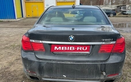 BMW 7 серия, 2011 год, 1 050 000 рублей, 11 фотография