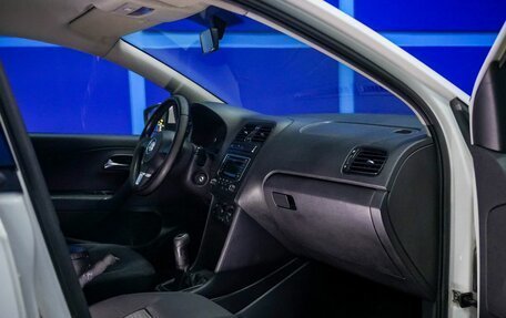 Volkswagen Polo VI (EU Market), 2012 год, 578 000 рублей, 13 фотография