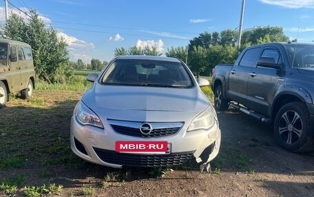 Opel Astra J, 2010 год, 370 000 рублей, 4 фотография
