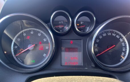 Opel Astra J, 2010 год, 370 000 рублей, 14 фотография