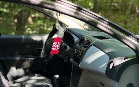 Renault Logan II, 2014 год, 360 000 рублей, 25 фотография