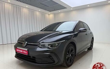 Volkswagen Golf VIII, 2022 год, 1 555 000 рублей, 1 фотография