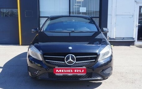 Mercedes-Benz A-Класс, 2014 год, 1 388 000 рублей, 2 фотография
