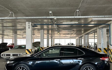 Toyota Camry, 2023 год, 3 150 000 рублей, 4 фотография